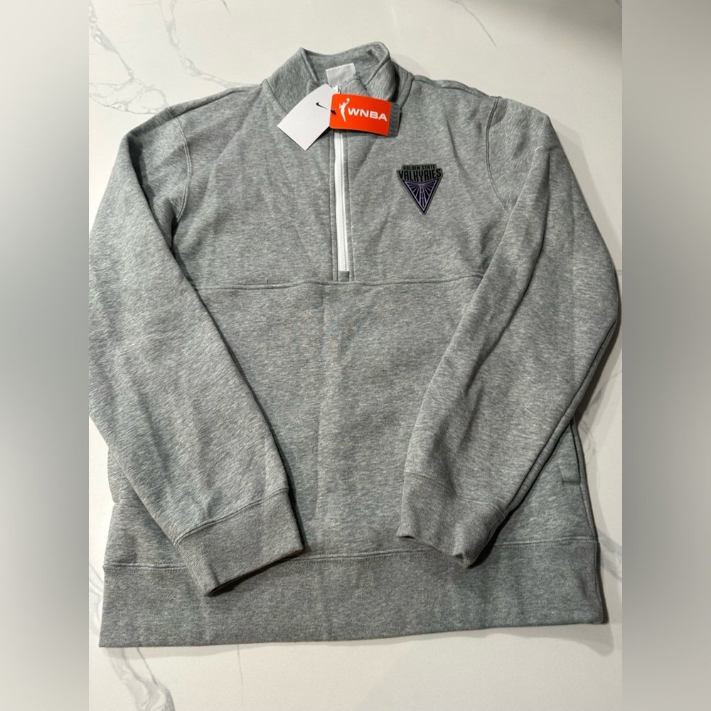 Golden State Valkyries WNBA Men’s 1/4 Zip Long Sleeve Retails For $70